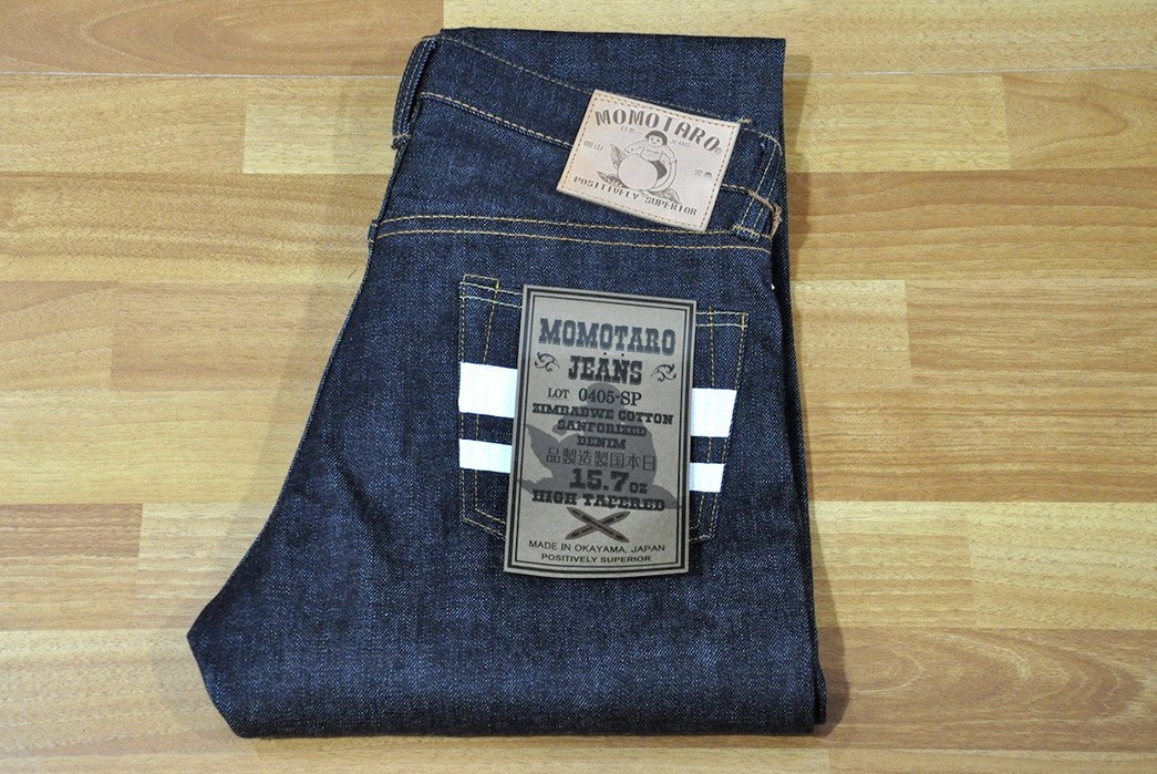 Momotaro-0405-VSP-High-Taper-Fit-Jeans-folded
