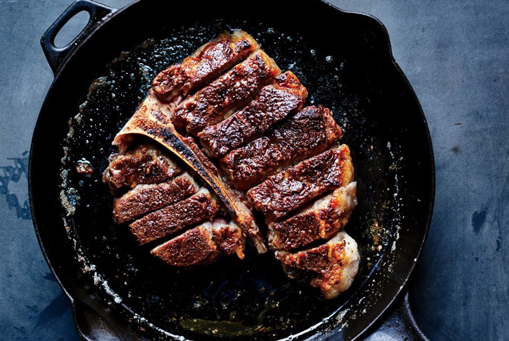tis-the-seasoning-all-about-cast-iron-skillets-steak