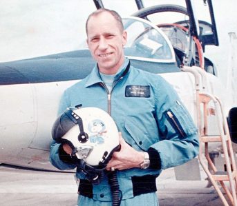 american-flight-jackets-from-1947-to-present-the-complete-guide-apollo-15-astronaut-al-worden-in-his-apollo-flight-jacket-image-via-space-com