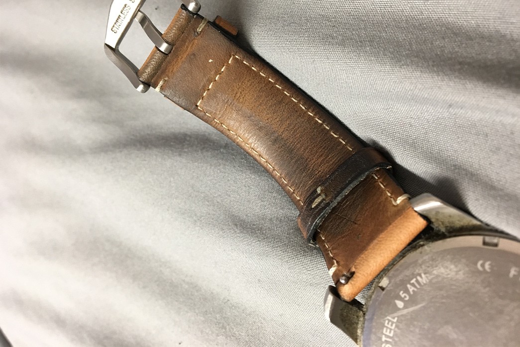 fade-of-the-day-grant-chronograph-tan-watch-strap-3-months-back-detailed