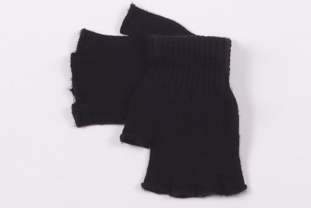 north-american-quality-purveyors-made-in-canada-lambswool-gloves-black-fingerless