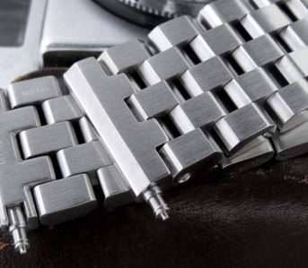 metal-watch-bracelets-five-plus-one-5-strap-code-super-engineer-ii-detailed