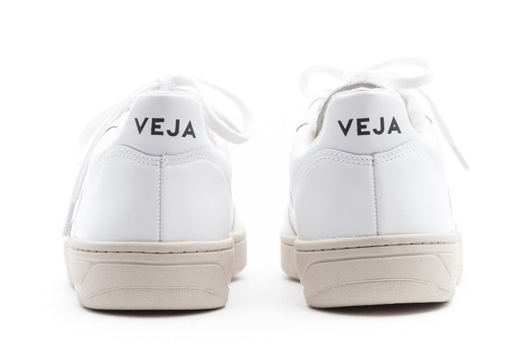 vejas-pack-man-v10-leather-sneakers-are-organic-fair-trade-and-low-chrome-pair-back