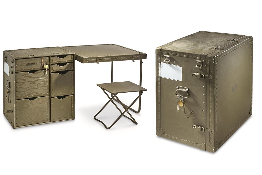 the-heddels-home-gift-guide-2017-5-surplus-3-piece-u-s-military-folding-field-desk