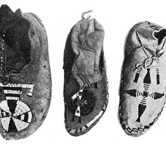 the-history-of-the-moccasin-moccasins-image-via-flexi-shoes