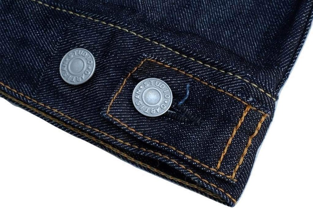 studio-dartisan-uses-three-twills-for-one-denim-jacket-buttons-on-selvedge