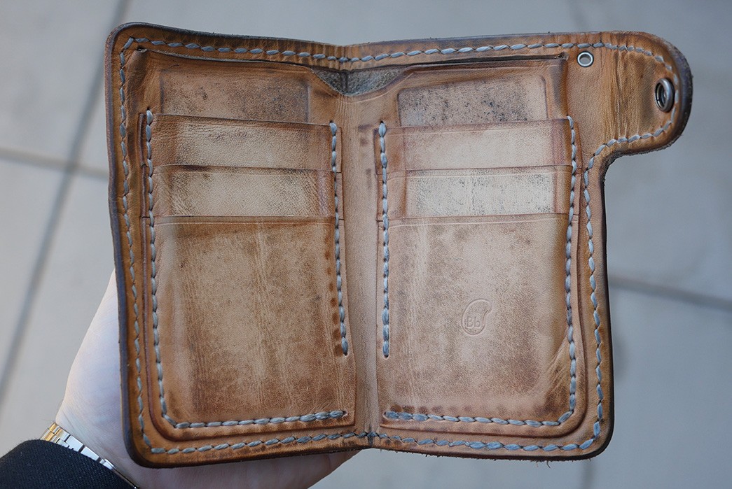 fade-of-the-day-butter-bean-leather-natural-trucker-wallet-2-years-open