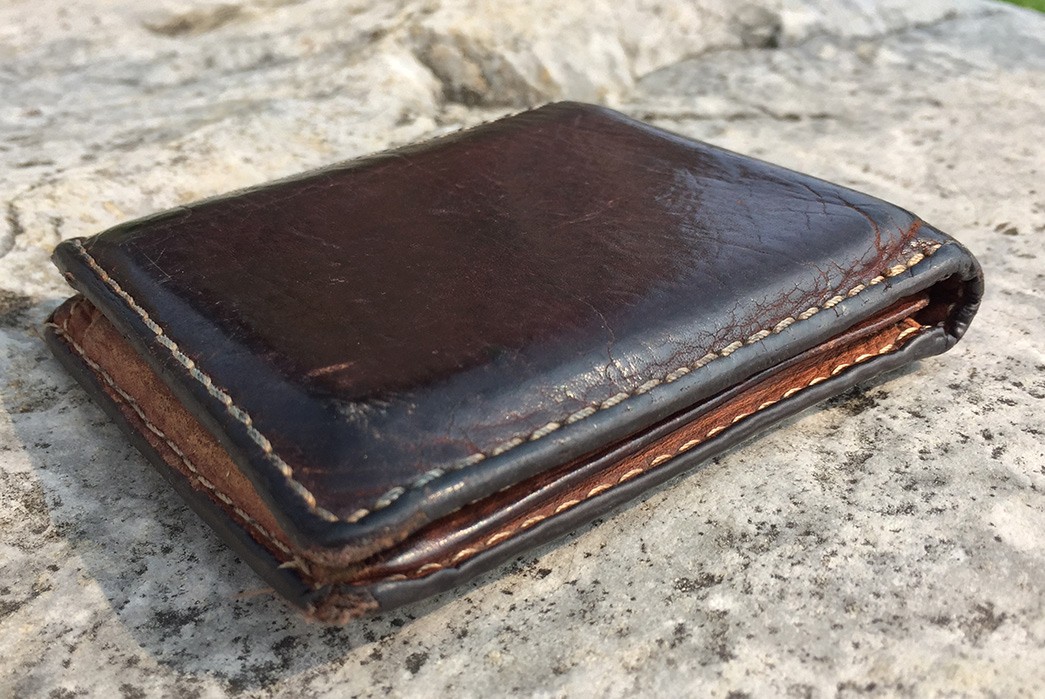 fade-of-the-day-fossil-traveler-wallet-10-years-closed-3