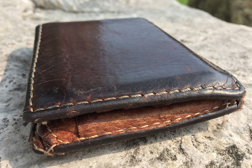 fade-of-the-day-fossil-traveler-wallet-10-years-closed-4
