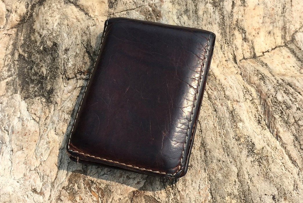 fade-of-the-day-fossil-traveler-wallet-10-years-closed-5