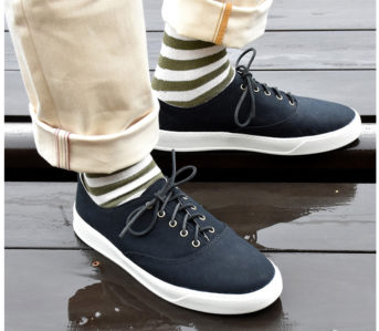 rancourt-and-american-trench-keep-your-feet-dry-with-ventile-sneakers-model-pair-front-side