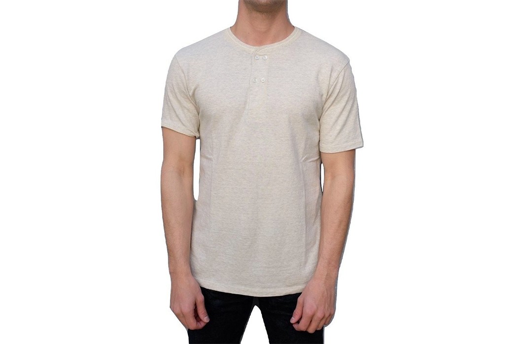 What-is-Organic-Cotton-and-Is-It-Worth-It-male-model