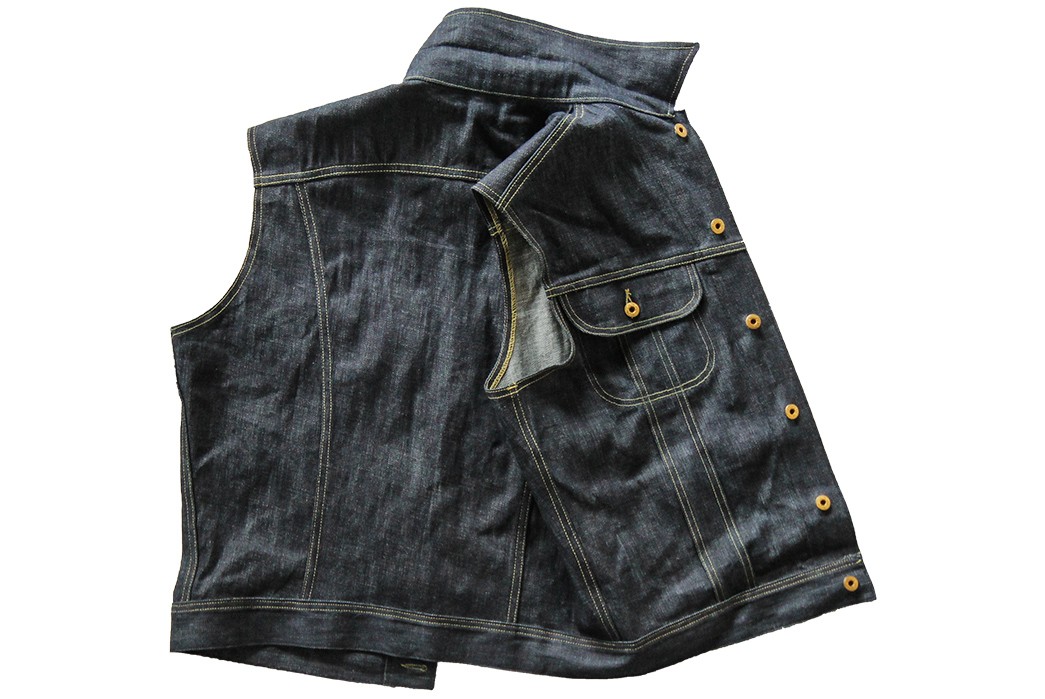 WH-Ranch-and-Black-Bear-Collaborate-for-a-Denim-Two-Piece-jacket-back