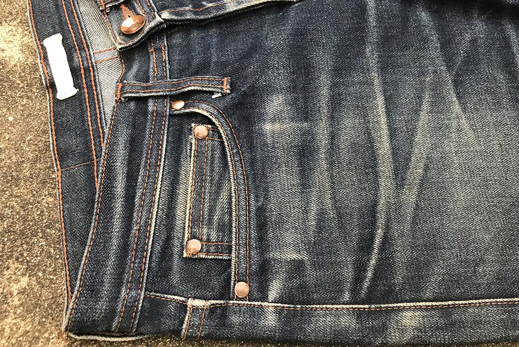 Fade-of-the-Day---Unbranded-UB201-(2-Years,-1-Wash,-2-Soaks)-front-top-right-pockets