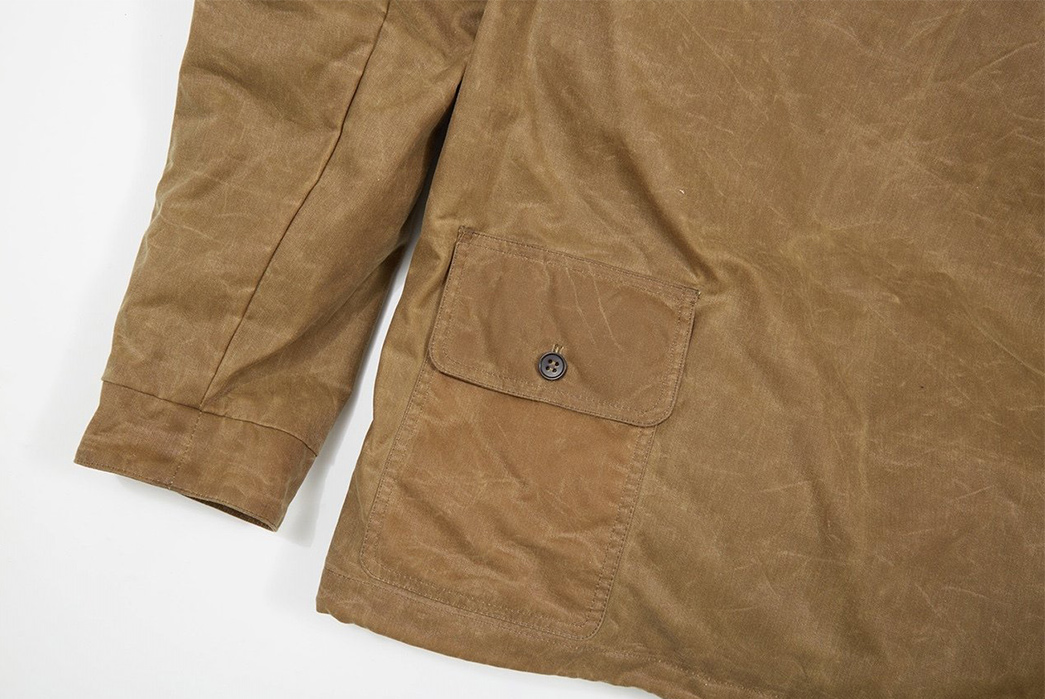 Joe-&-Co.-Cagoules-brown-sleeve-and-pocket