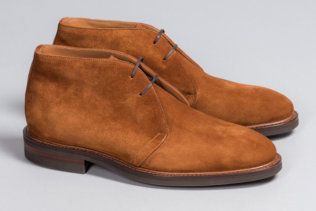 Chukka-Boots---Five-Plus-One-2)-Löf-&-Tung-Cole-Chukka-in-Tobacco-Suede