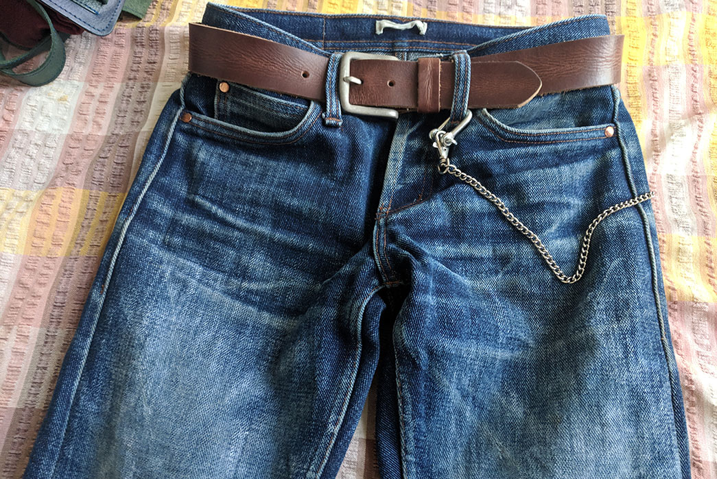 Fade-of-the-Day---Unbranded-UB121-(11-Months,-4-Washes)-front-top-with-belt