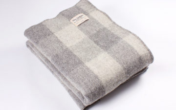 MacAusland-Woolen-Mills-Virgin-Wool-Blankets-dark-folded