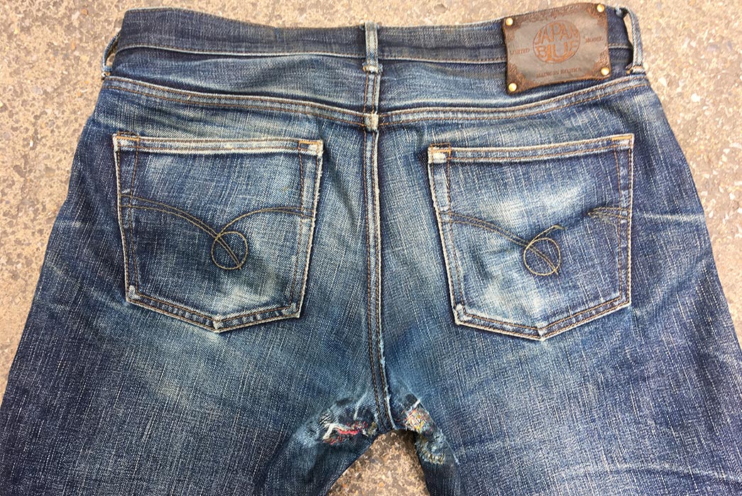 Fade-of-the-Day---Japan-Blue-JB0601-J-Kyoto-Limited-Model-(1-Year,-1-Wash,-1-Soak)-back-top