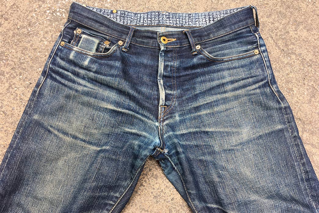 Fade-of-the-Day---Japan-Blue-JB0601-J-Kyoto-Limited-Model-(1-Year,-1-Wash,-1-Soak)-front-top