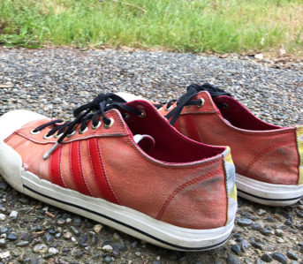 Fade-of-the-Day---Adidas-AO-Toss-Canvas-(10+-Years)-pair-back-side