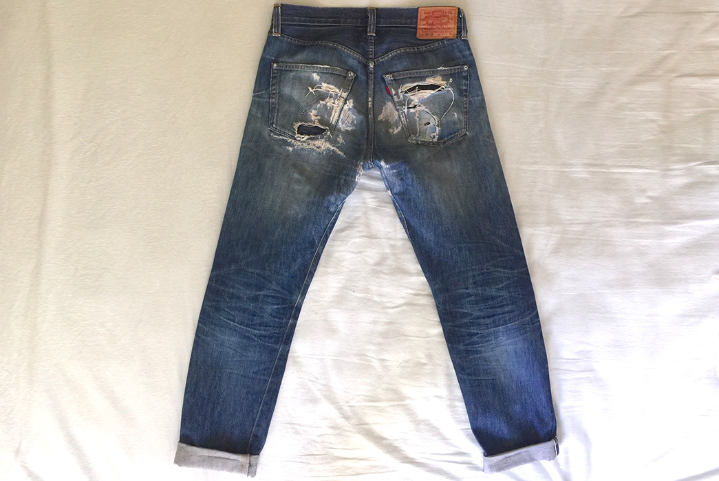 Fade-of-the-Day---Levi's-Vintage-Clothing-1947-501-(7-Years,-10-Washes,-1-Soak)-back