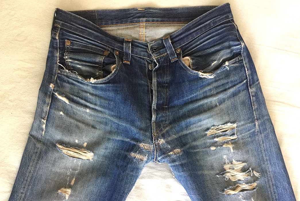 Fade-of-the-Day---Levi's-Vintage-Clothing-1947-501-(7-Years,-10-Washes,-1-Soak)-front-top