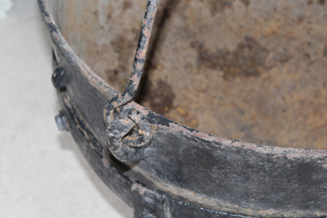 Fade of the Day – Cast Iron Cauldron (100+ years, 66 washes, 6 soaks)