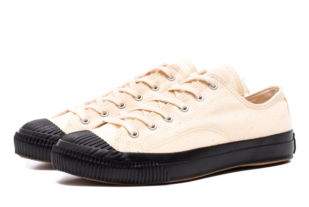 PRAS-Shellcap-Low-Sneakers-kinari-black-pair-front-side