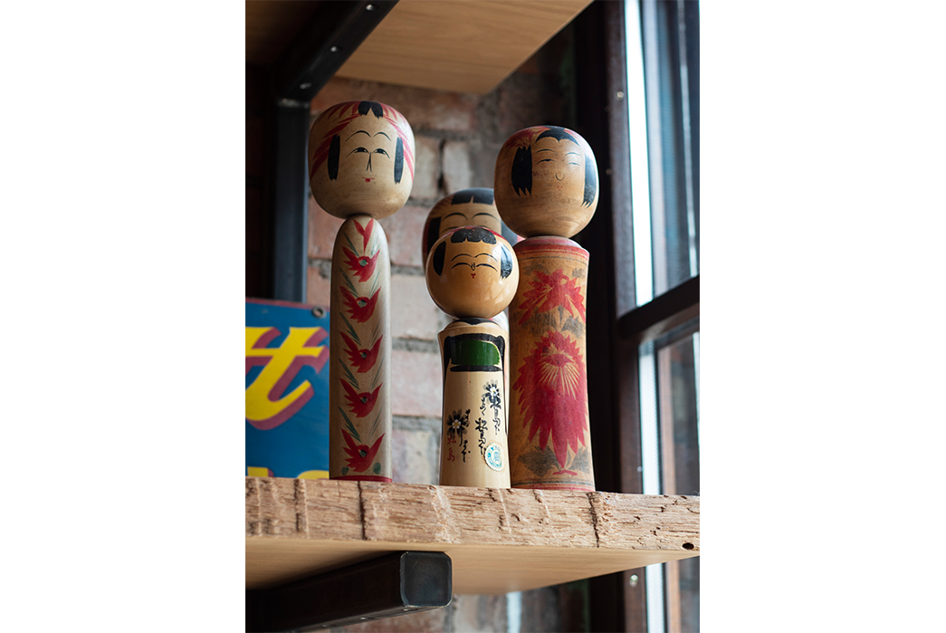 Coming-Full-Circle-The-Story-of-Soldier-Blue-Linda's-vintage-Japanese-Kokeshi-Dolls-watch-over-Soldier-Blue.