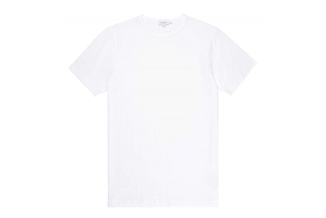 Sunspel-Brand-Profile-History,-Philosophy,-and-Iconic-Products-white-t-shirt