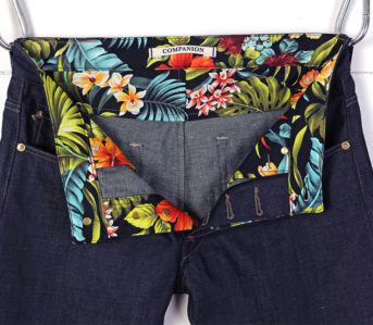Companion-Has-Hawaii-on-Their-Mind-and-in-Their-Jeans-front-top open