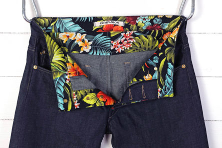 Companion-Has-Hawaii-on-Their-Mind-and-in-Their-Jeans-front-top open
