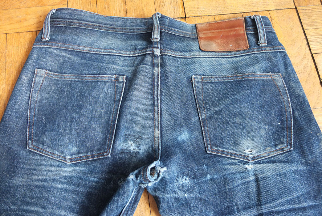 Fade-of-the-Day---Unbranded-UB301-(1.5-Years,-3-Washes,-2-Soaks) back top