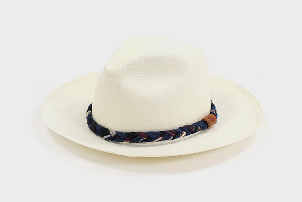 Kiriko-Wraps-Handwoven-Panama-Hats-with-Vintage-Japanese-Fabrics-white-with-black-and-blue-belt