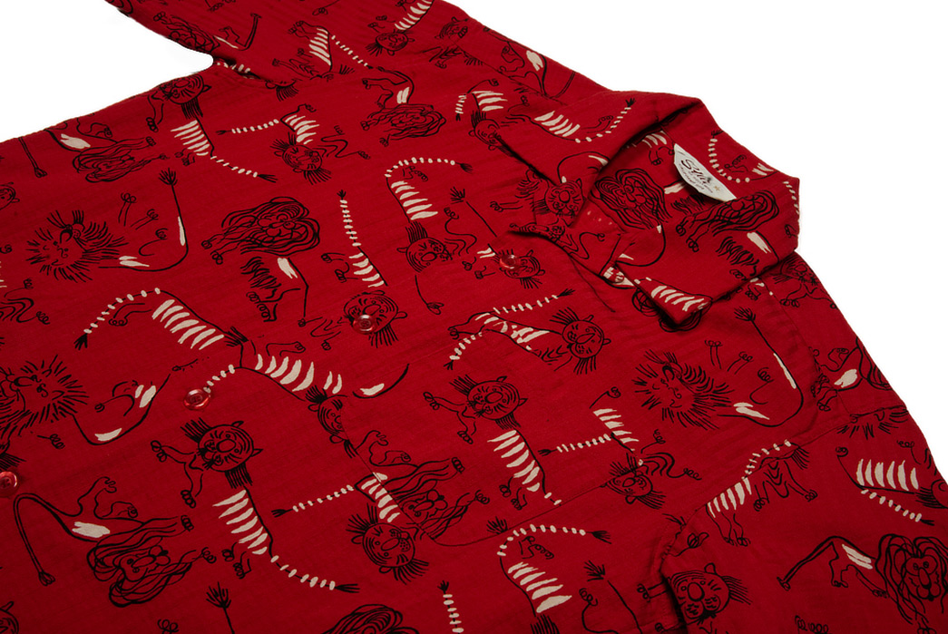 Star-of-Hollywood's-Back-with-More-Repro-Rayon-Hawaiian-Shirts-red-front-angle