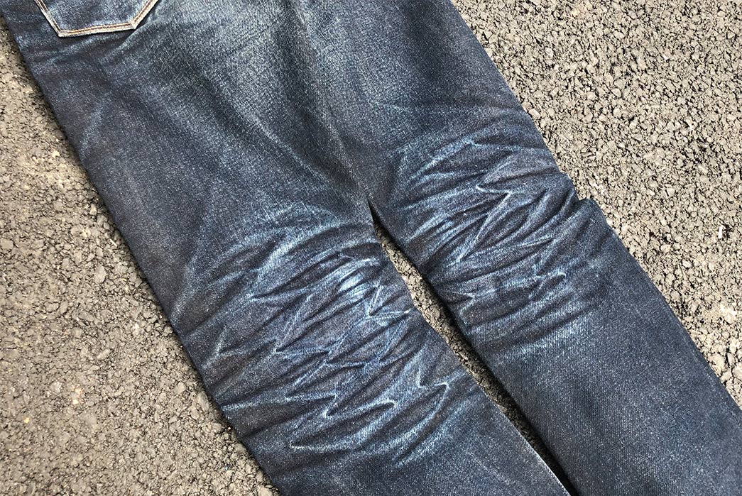 Fade-of-the-Day---Oldblue-Co.-21-23-oz.-Beast-(15-Months,-1-Wash)-back-legs