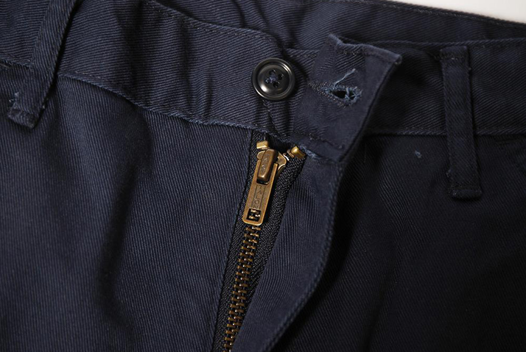 Left-Field-Expands-Their-Work-Uniform-Collection-with-Twill-Chinos-front-top-zipper