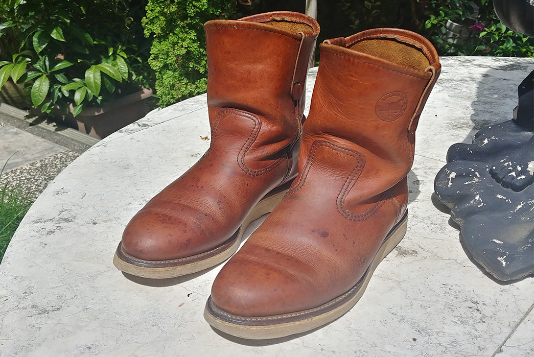 Fade of the Day - Red Wing 9866 Pecos (3 Years) pair 2