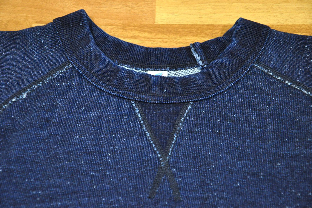 Pure-Blue-Japan-Indigo-Dyed-Sweats-front-collar