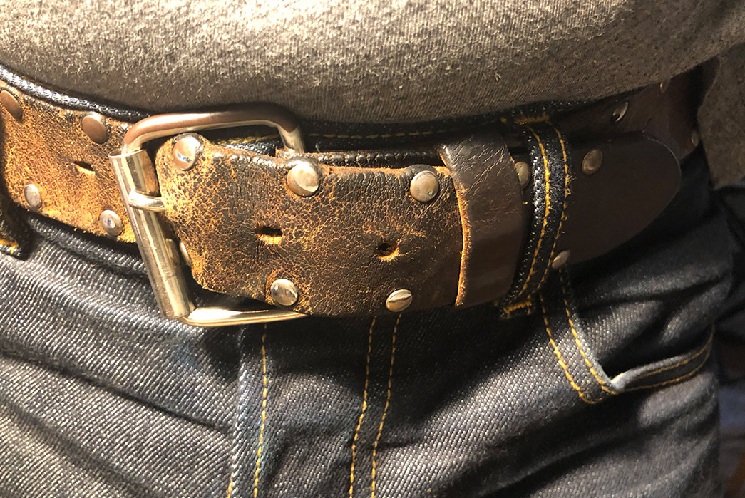 Fade-of-the-Day---Unknown-Leather-Belt-(10+-Years)-detailed