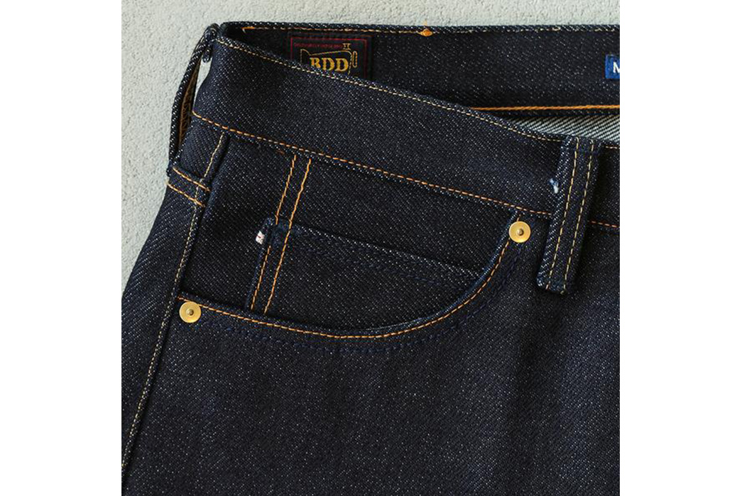 Benzak's-Juggernaut-Jeans-Weigh-Twice-as-Much-as-Your-Average-Jeans-front-right-pockets