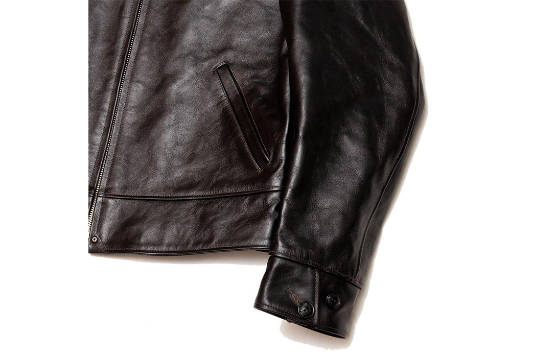 This-Real-McCoy's-Horsehide-Leather-Sports-Jacket-Will-Repel-Your-Drool-front-sleeve-and-pocket