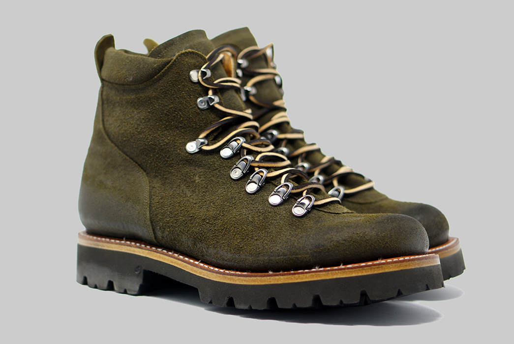 Unmarked-Stomps-into-Winter-With-Three-New-Colorways-of-The-Yulka-02GXL-green-pair-front-side