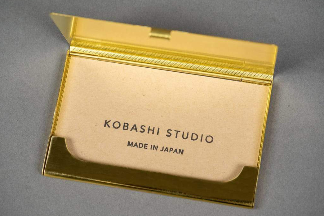 Kobashi-Studios-Gets-Down-To-Brass-Tacks-With-a-Solid-Card-Case-open