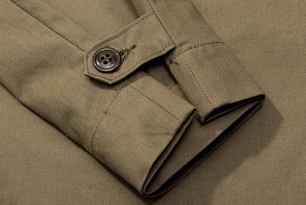Warehouse-Reproduces-A-Less-Celebrated-Piece-Of-Military-Garb-With-Its-1205-Military-Chinos-sleeve