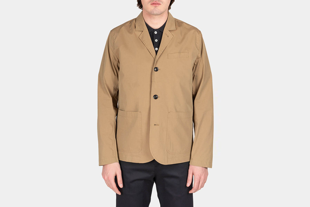 Perfect-Tailoring-Meets-Full-Utility-with-Norse-Project's-Packable-Sport-Jacket-model-front