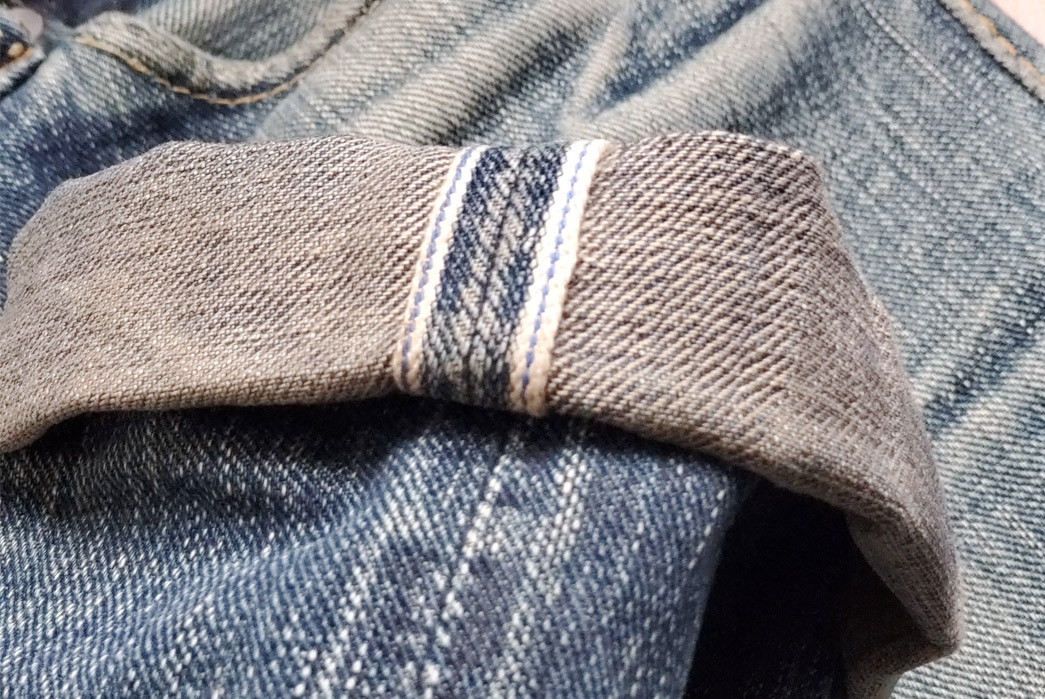 Fade-Friday---Pure-Blue-Japan-XX-011-(2.5-Years,-15-Washes,-Unknown-Soaks)-leg-selvedge