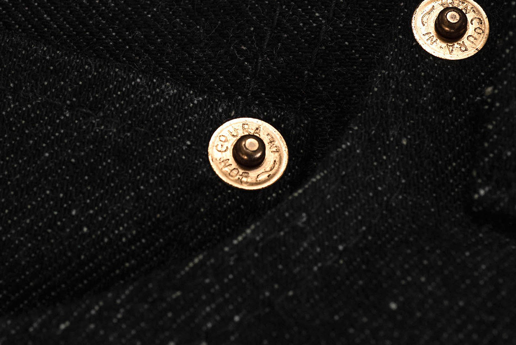 Bouncoura-Blacks-Out-Its-Favored-'66-Jeans-For-Its-9th-Anniversary-buttons