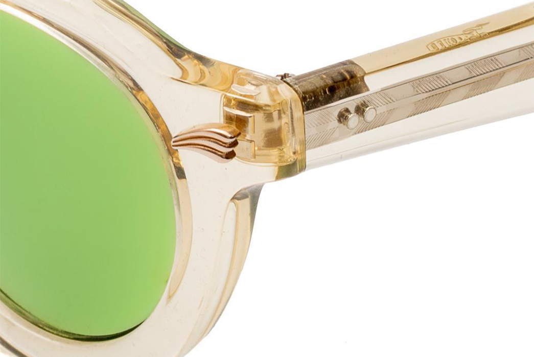Muller-&-Bros.-Heads-To-Cote-d'Azur-With-Groover-Japan-For-These-Collaborative-Saint-Tropez-Shades-green-buckle